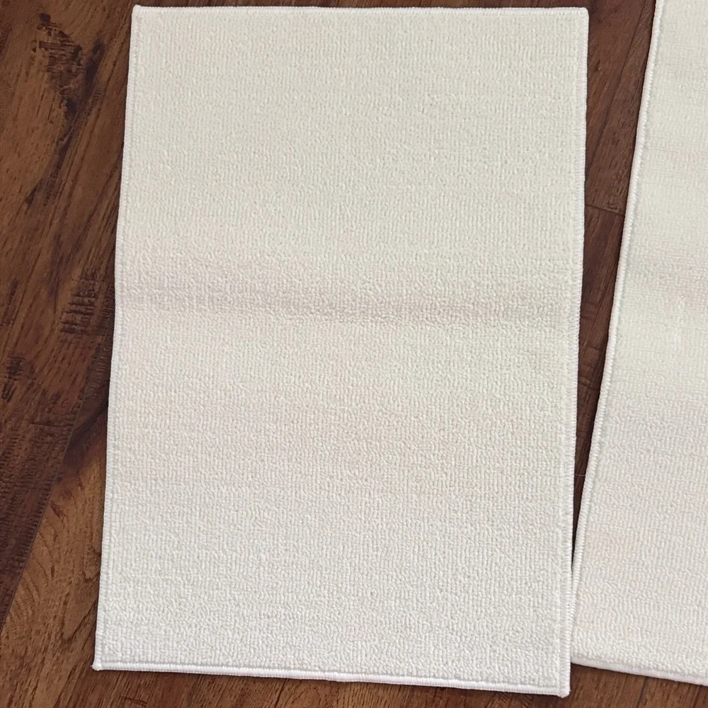 Set of Cream Textured Bathmats - Picture 7 of 10